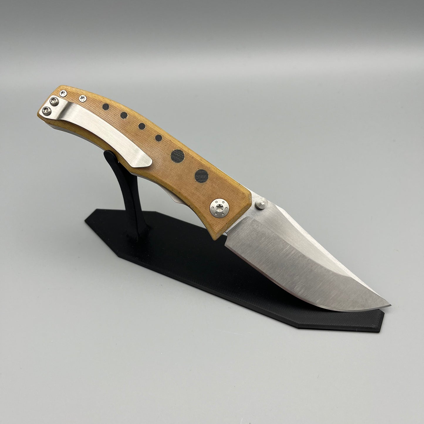 Frenzy No. 3 - MagnaCut, natural micarta w/ black pins