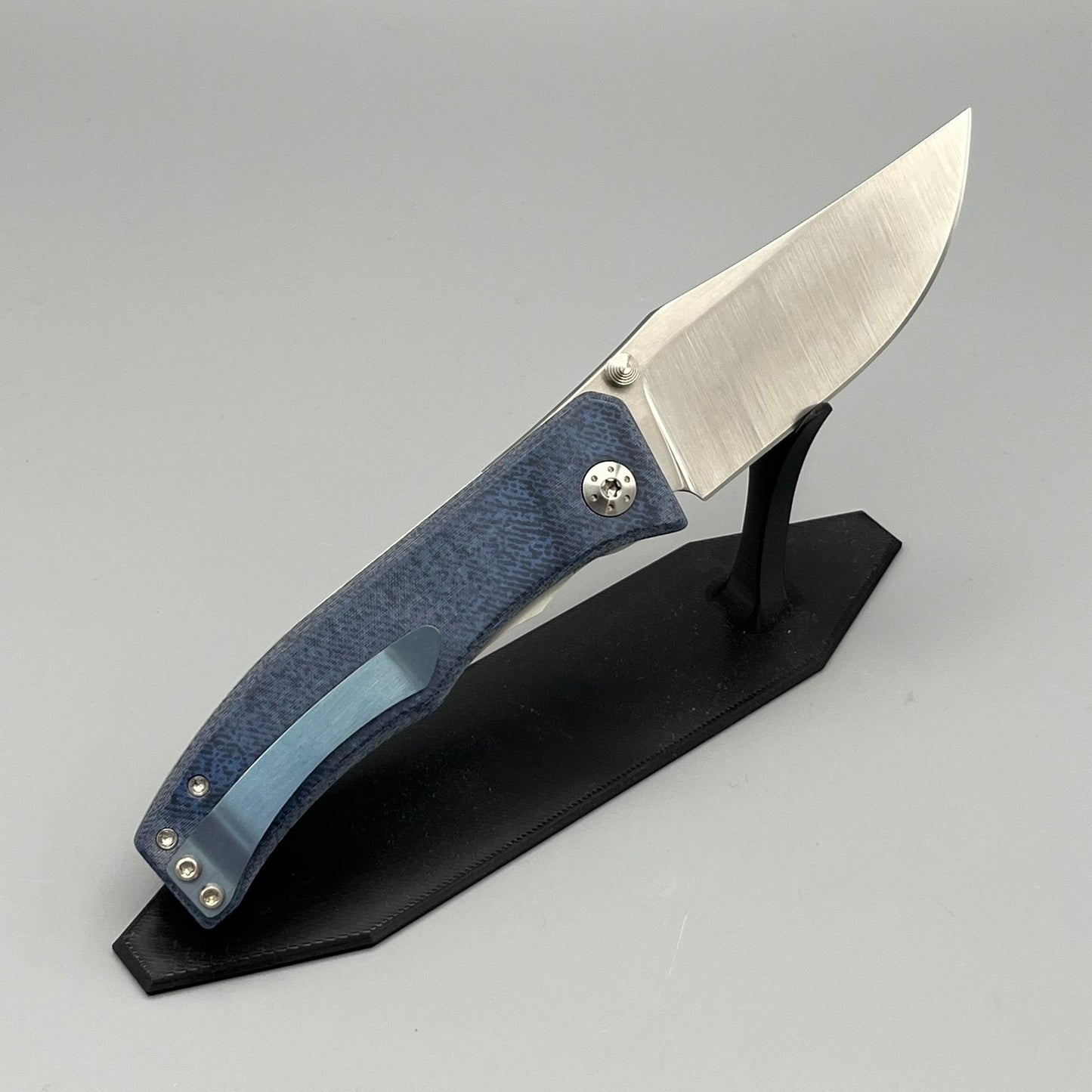 Frenzy No. 17 - S90V, "denim" micarta