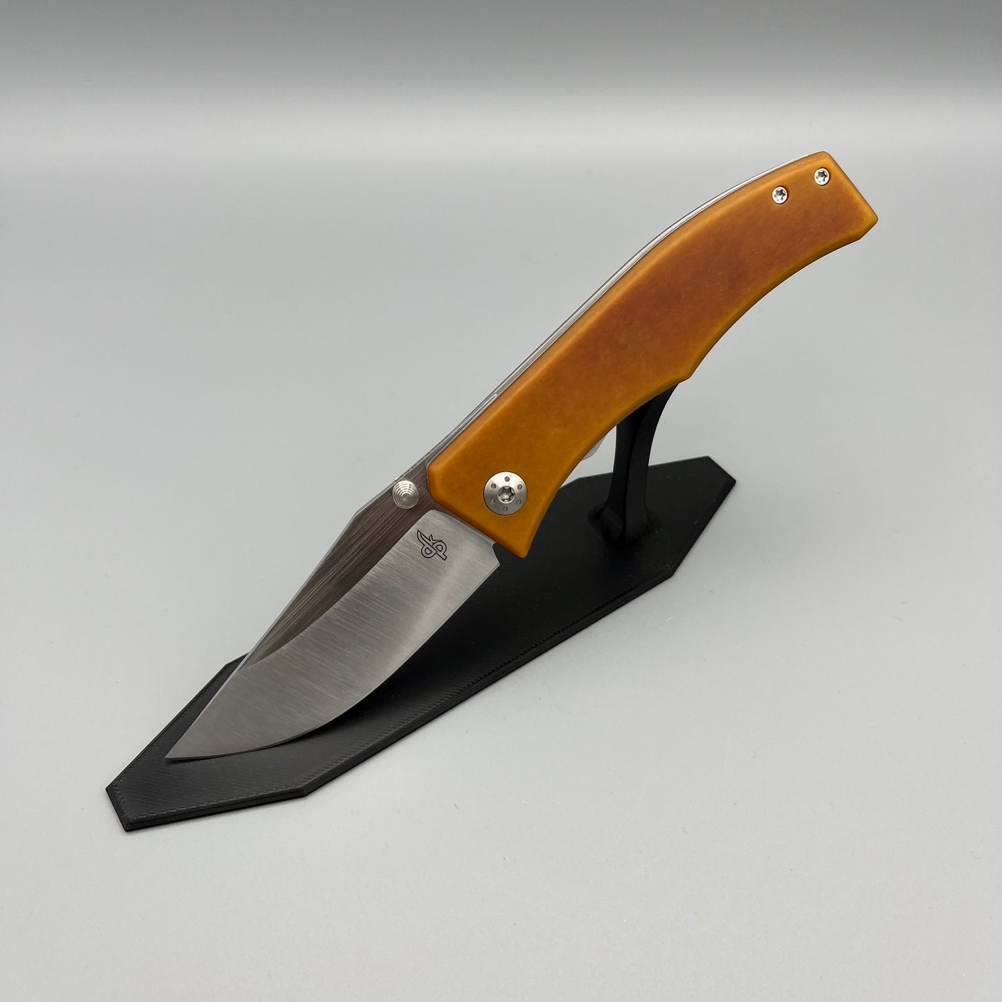 Frenzy #4 - MagnaCut, two-tone paper micarta